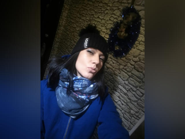 MellonyOurs - Live sex cam - 15145234