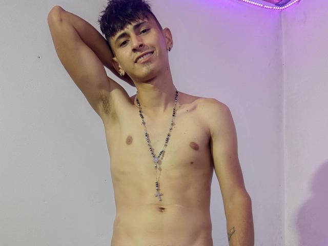 MrBigPenis69 - Sexe cam en vivo - 15161234