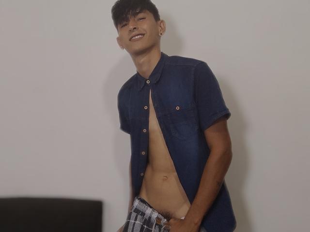 MrBigPenis69 - Sexe cam en vivo - 15169482