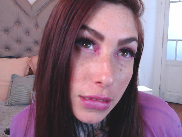 RosaGonzalez - Sexe cam en vivo - 15181934