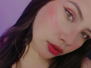 AdelaideZandek - Sexe cam en vivo - 15196474