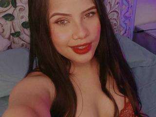 AdelaideZandek - Live sexe cam - 15196478