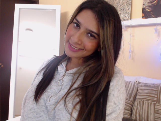 ErikaSweetX - Live porn &amp; sex cam - 15205770