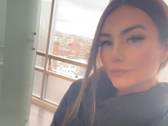 MissAry - Élő pornó és szexkamera - 15212254