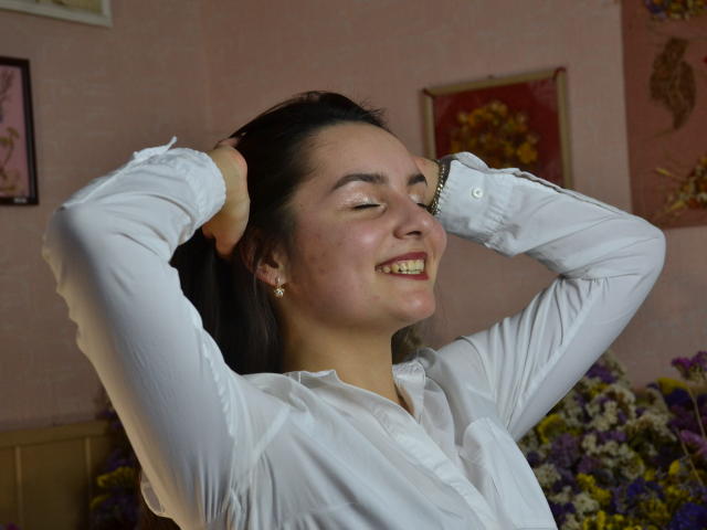 JasmineAsha - Élő pornó és szexkamera - 15217078