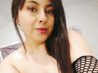 LaurasShirt - Live Sex Cam - 15225790