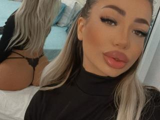 AvaXBella - Live porn & sex cam - 15229722