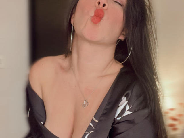 Liliysweet - сексуальная веб-камера в реальном времени - 15241270