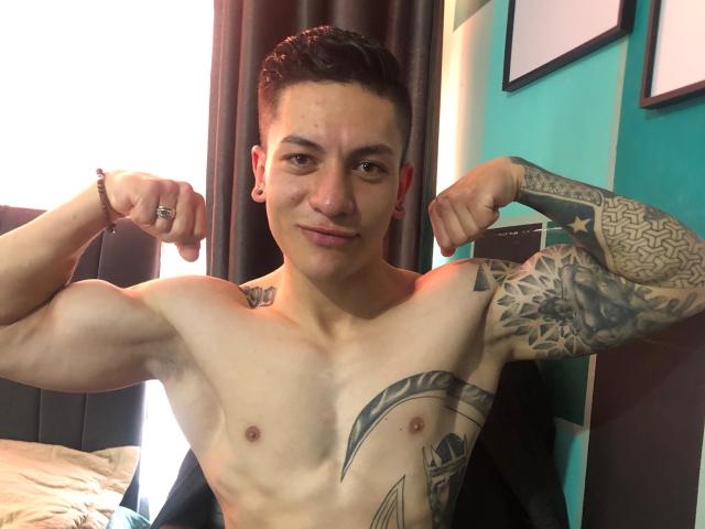 AndrewRoy - Sexe cam en vivo - 15253074