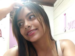 EmilyRobeerts - Sexe cam en vivo - 15298934