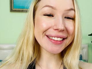 AmyMills - Live porn & sex cam - 15310546