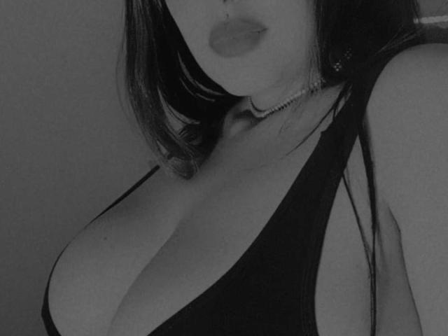 ValeriaJhonsson - Live sex cam - 15313242