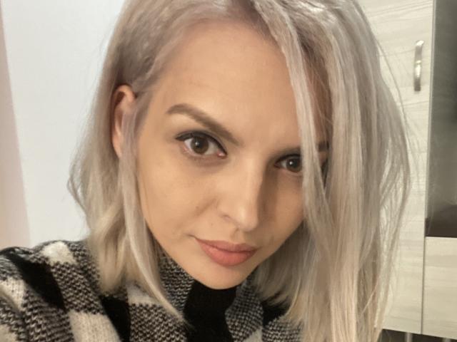 DouceAmelia - Live porn &amp; sex cam - 15321162