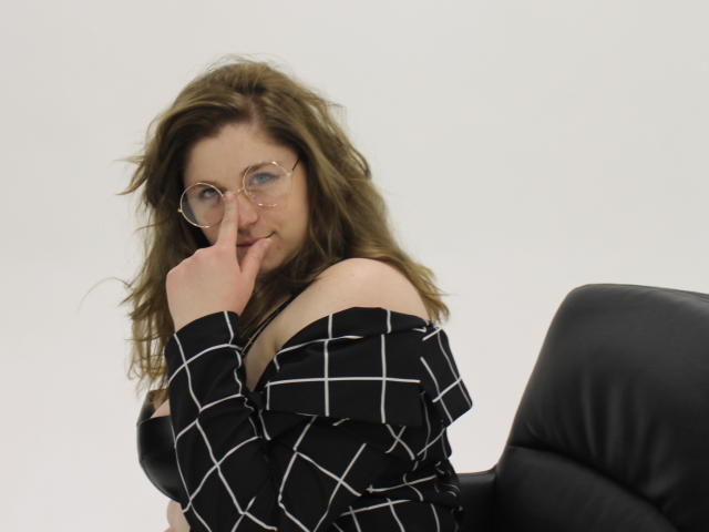 JessikaDaniels - Live sex cam - 15327130