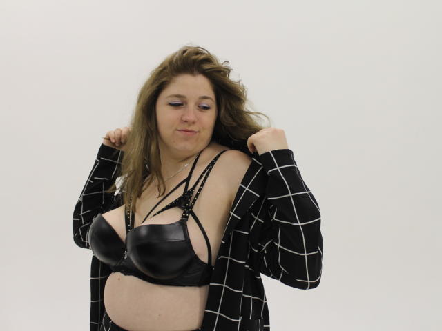 JessikaDaniels - Sexe cam en vivo - 15327158