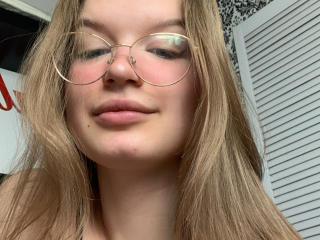 CuteCarmen - Sexe cam en vivo - 15329686