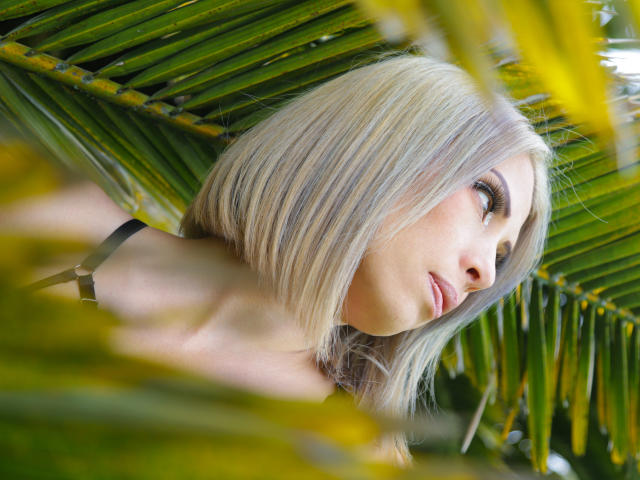 MiaLaurenty - ライブポルノ&amp;セックスカム - 15337918