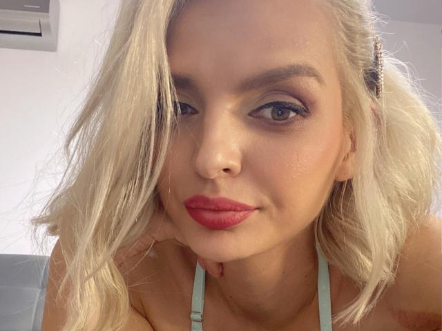 DouceAmelia - сексуальная веб-камера в реальном времени - 15343330