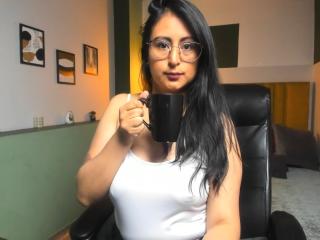 AmberGoldd - Live Sex Cam - 15344426