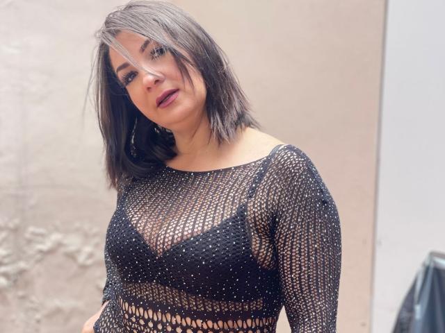 CindyLowel - Live sex cam - 15348642