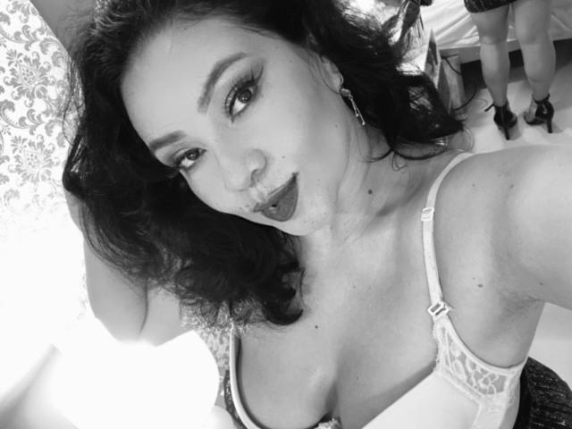 AlisGourmande - Sexe cam en vivo - 15348718