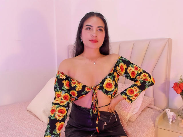 EmilyJensenn - Sexe cam en vivo - 15364734