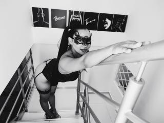 MirandaMiller - Live sexe cam - 15373634