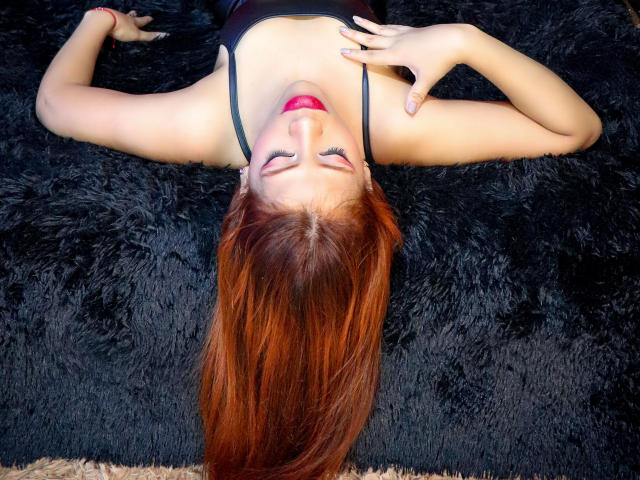 ValentinaHall - Live Sex Cam - 15374402
