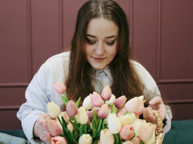 DaniellaGraceZZ - Live porn &amp; sex cam - 15384834