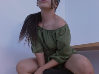 HannyClouser - Live Sex Cam - 15394182