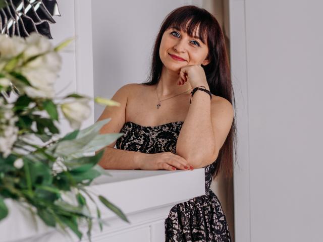 NinaFlawlees - Live sex cam - 15401126