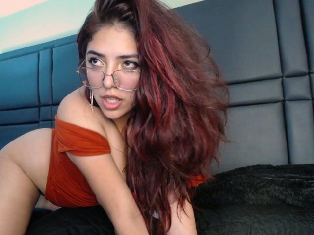 RousseCollins - Live sex cam - 15401702