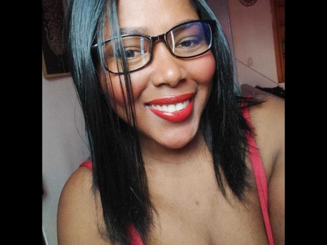 EmiraHot - Live sex cam - 15403450