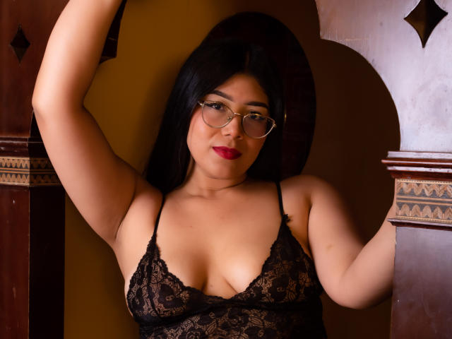 AlessaJames - Live sex cam - 15405554