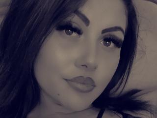 AriannaLux - Live Sex Cam - 15407310