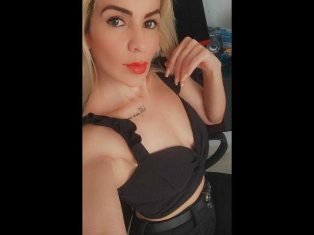 AngelinaMilles - Sexe cam en vivo - 15421450