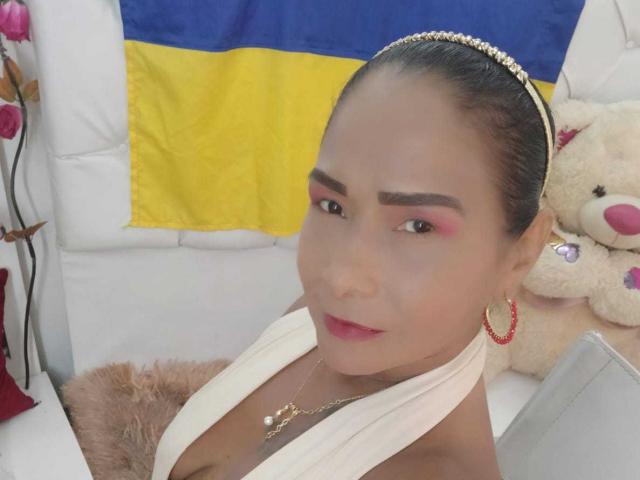 SalomeHotty69 - Sexe cam en vivo - 15432050