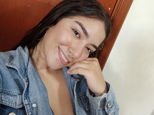 SharonKlart - сексуальная веб-камера в реальном времени - 15432670