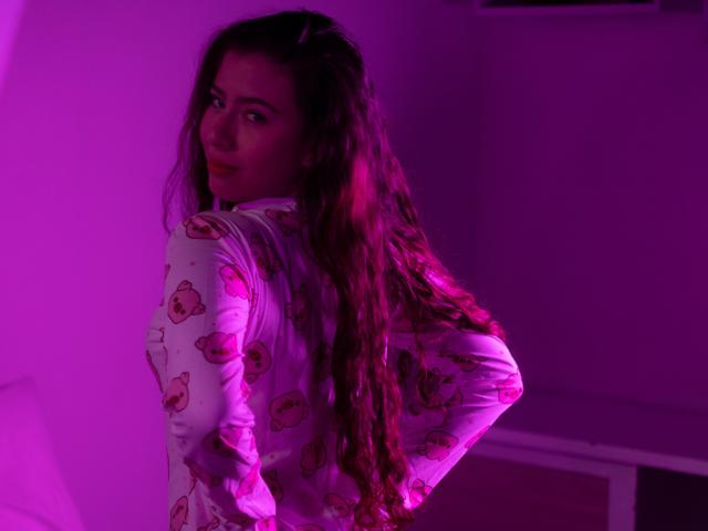 AprilEvanss - Live sex cam - 15437038