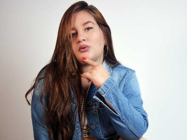 AllisonHerrera - Live Sex Cam - 15437462