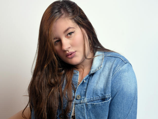 AllisonHerrera - Live Sex Cam - 15437466