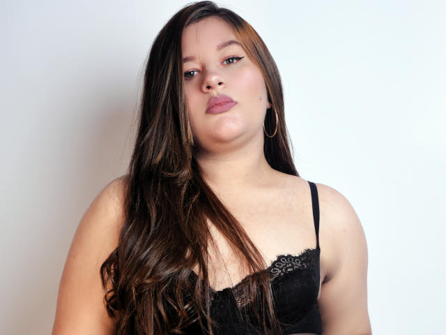 AllisonHerrera - Live Sex Cam - 15437482