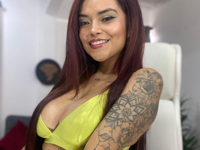 MajoJones - Live sex cam - 15441938