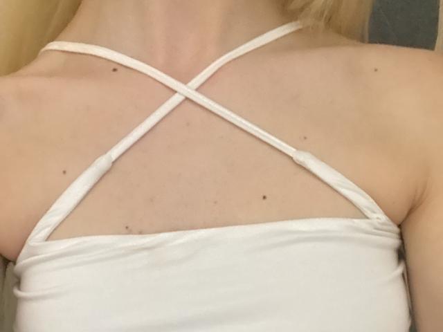 BeautyBlondi - Porno na żywo i seks kamera - 15445530