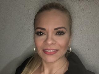 CharlotteRouse - Live sex cam - 15446334