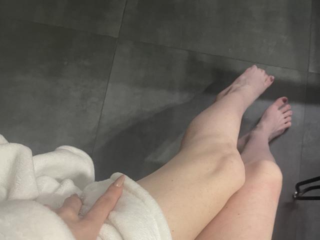 RozalinaPleasure - Live sex cam - 15453410