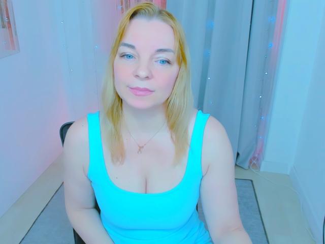 ReganLovely - Live porn &amp; sex cam - 15462738