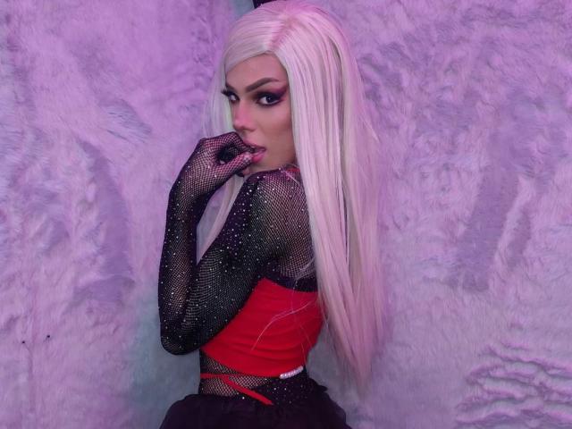LucyVendeta - Live sex cam - 15466578