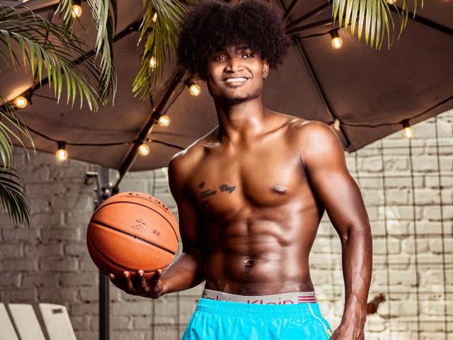 AronWills - Live sex cam - 15479362
