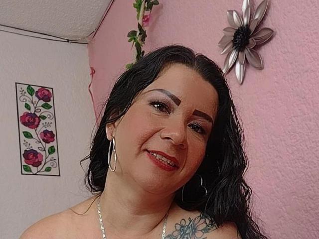 LunaJh - Live sex cam - 15480926